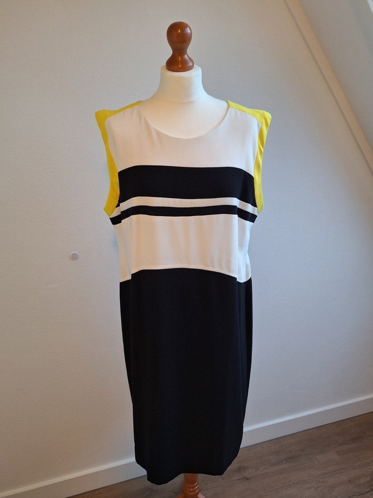 Giovane San Martino jurk. Maat 46 = 44, Kleding | Dames, Meerkleurig, Giovane San Martino, Maat 42/44 (L), Ophalen of Verzenden