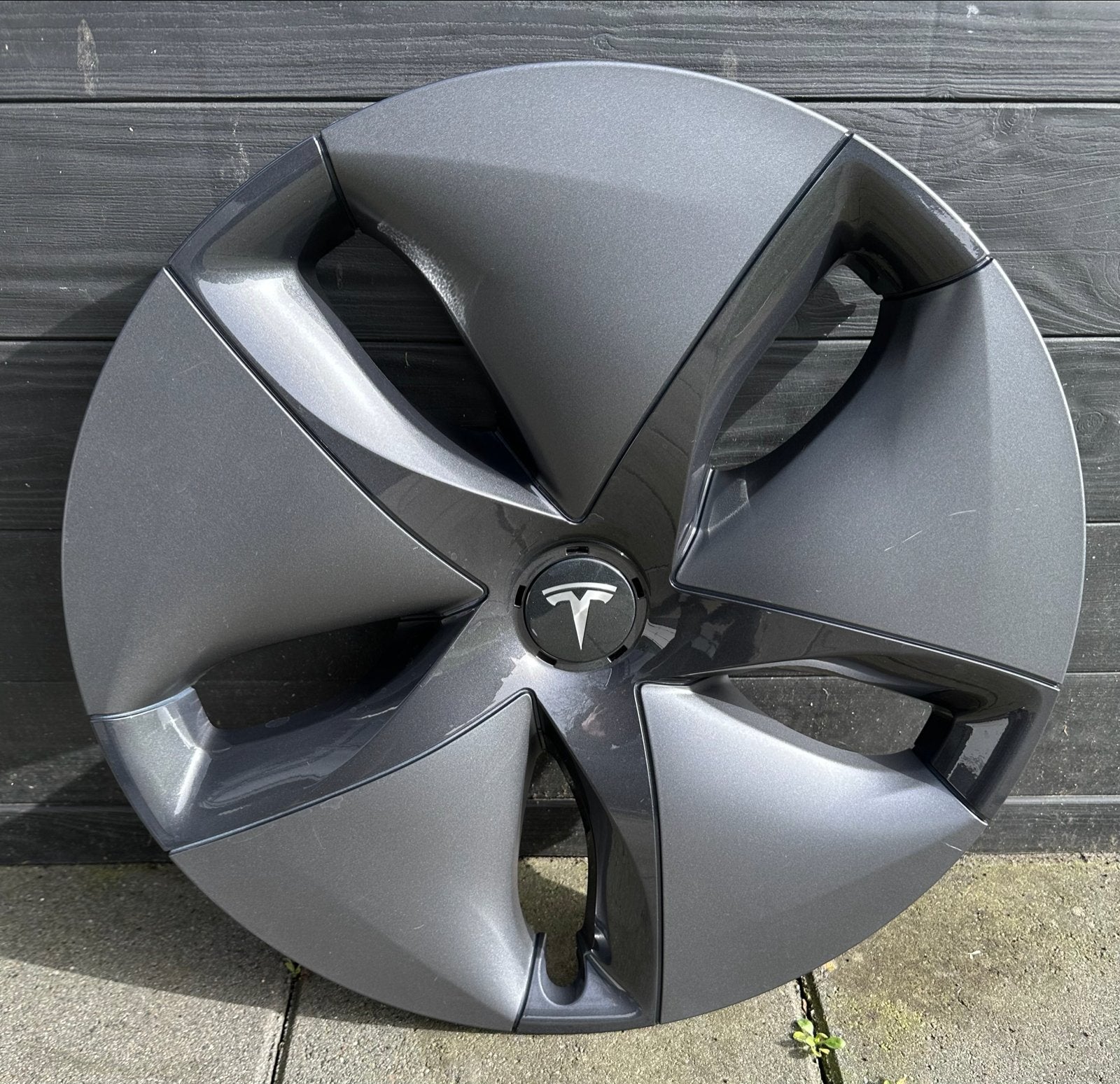 1 Originele Tesla Model 3 (Pre Refresh) Wieldop 18Inch, Auto diversen, Wieldoppen, Ophalen of Verzenden, Zo goed als nieuw