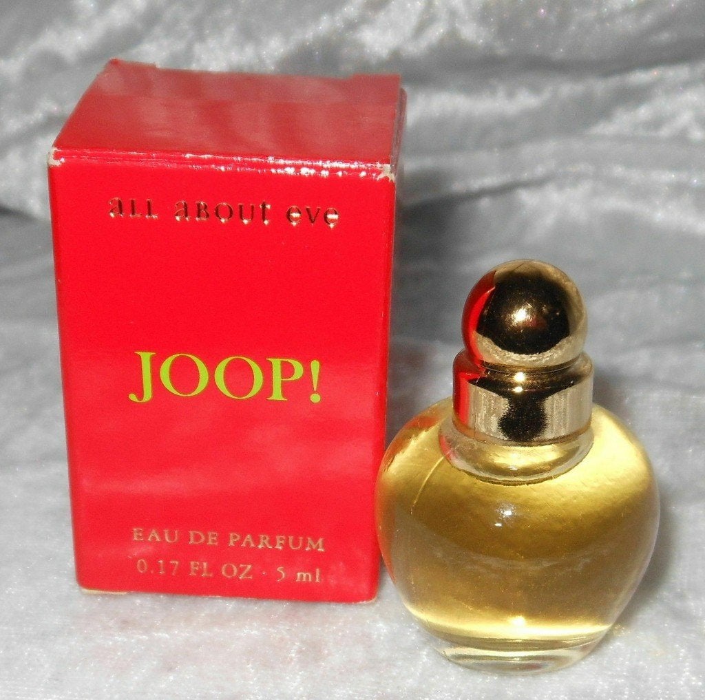 Volle parfum mini - Joop all about eve + doosje, Verzamelen, Parfumverzamelingen, Ophalen of Verzenden, Zo goed als nieuw, Miniatuur