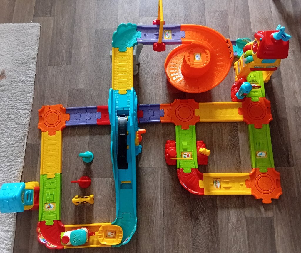 VTech Toet Toet Auto's Treinstation, Kinderen en Baby's, Ophalen of Verzenden, Gebruikt, 6 maanden tot 2 jaar