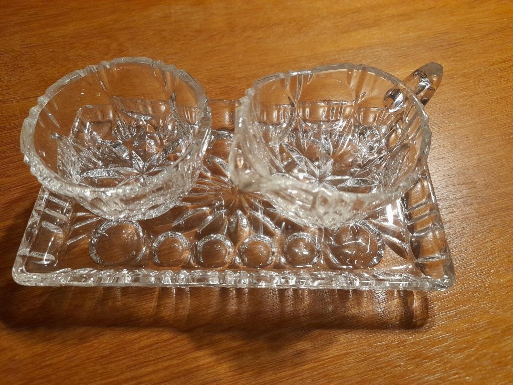 Kristal suiker en melk setje op kristal dienblaadje, Antiek en Kunst, Ophalen of Verzenden