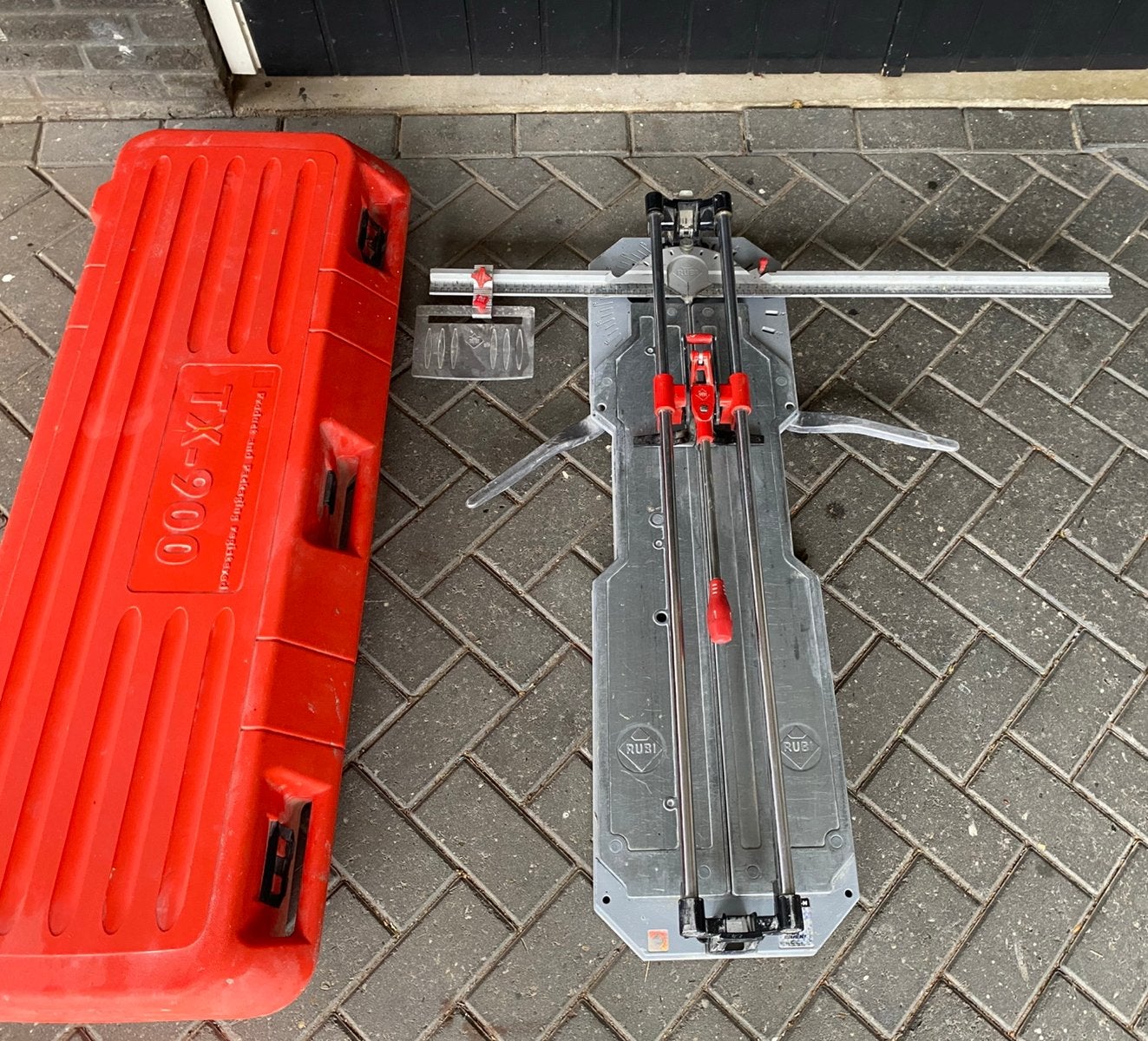 Rubi TX-900-N Tegelsnijder, Ophalen of Verzenden, Zo goed als nieuw