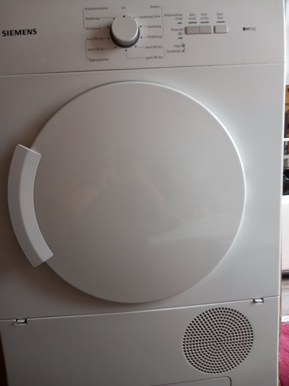 Siemens WT44C102NL/11 Condensdroger, Witgoed en Apparatuur, Ophalen, 6 tot 8 kg, Gebruikt, Voorlader