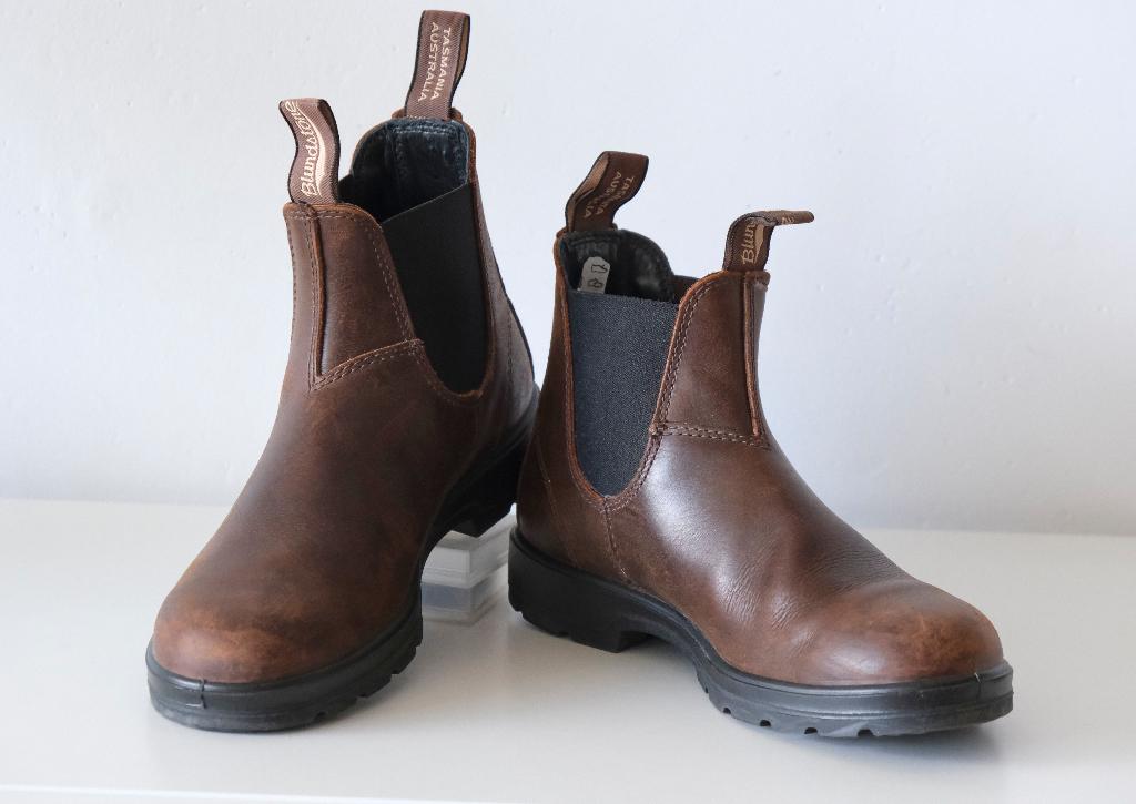 Blundstone 550 Classic (maat 5) IN ZEER GOEDE STAAT..!, Kleding | Dames, Schoenen, Ophalen, Bruin, Lage of Enkellaarzen, Zo goed als nieuw