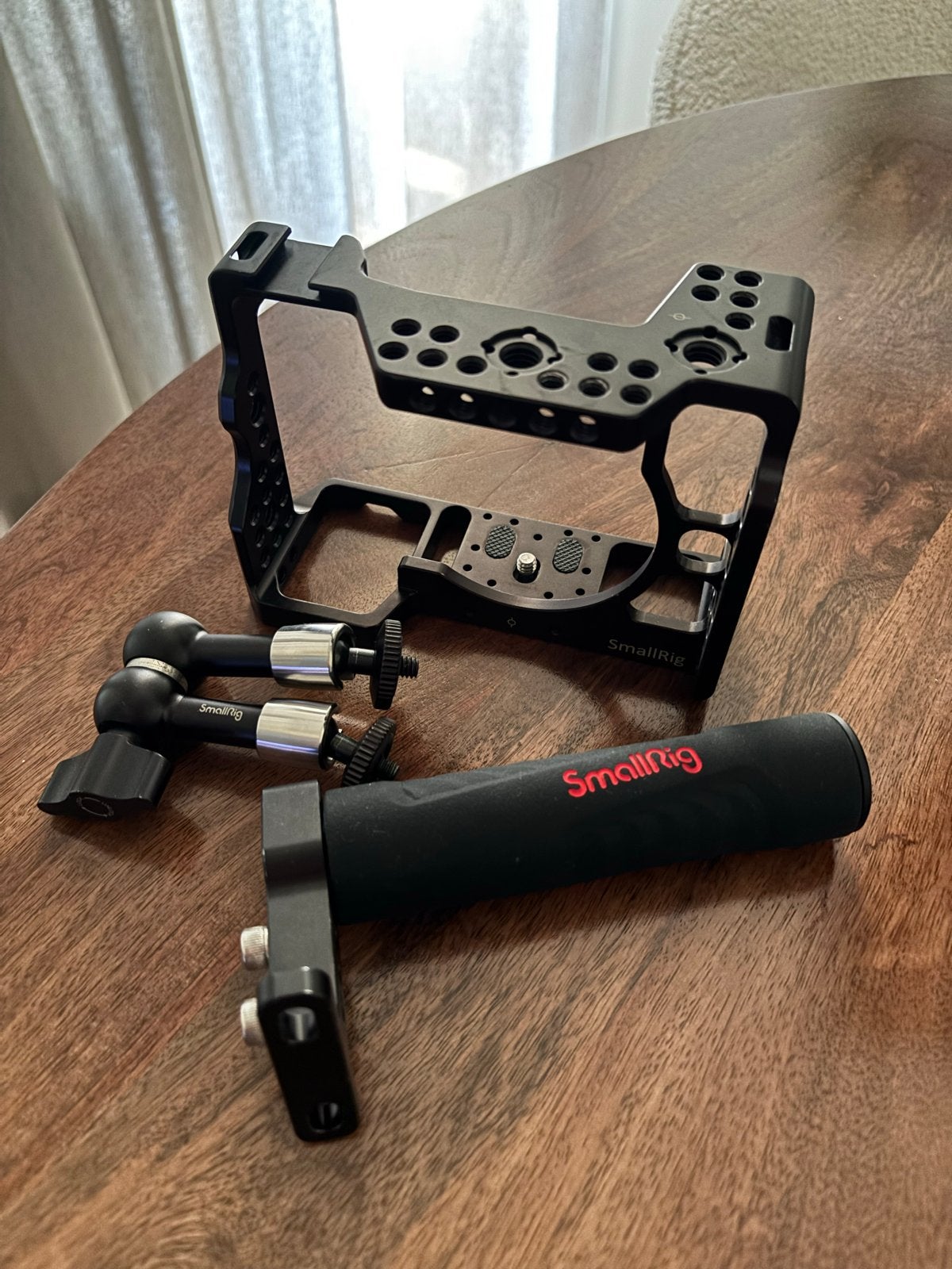 SmallRig Cage & Top Handle voor Sony A7III met Mounting Arm, Ophalen of Verzenden, Zo goed als nieuw