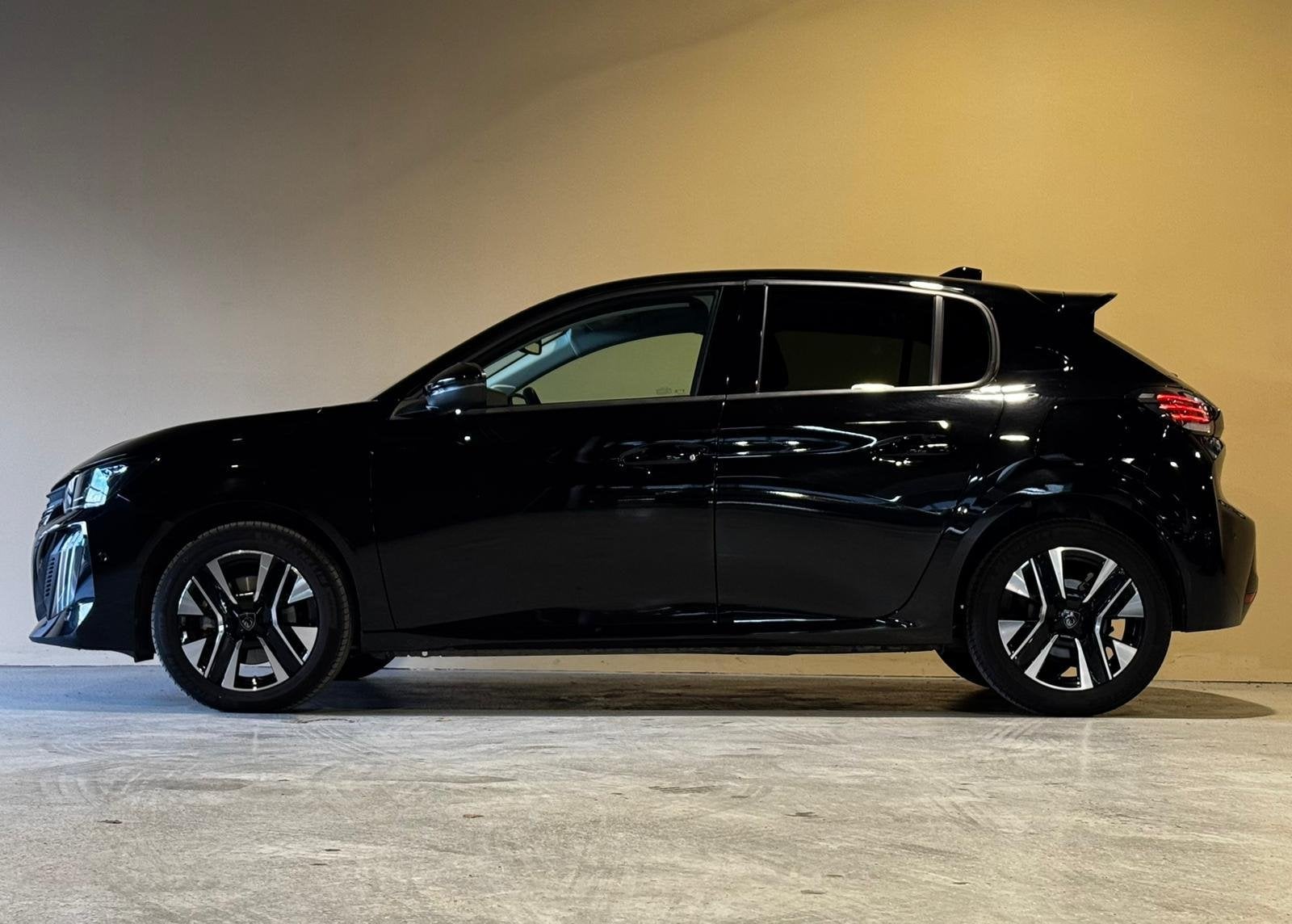 Peugeot 208 Hybrid Allure |Camera |ACC, Auto's, 12 maanden, Gebruikt, Euro 6, 1199 cc