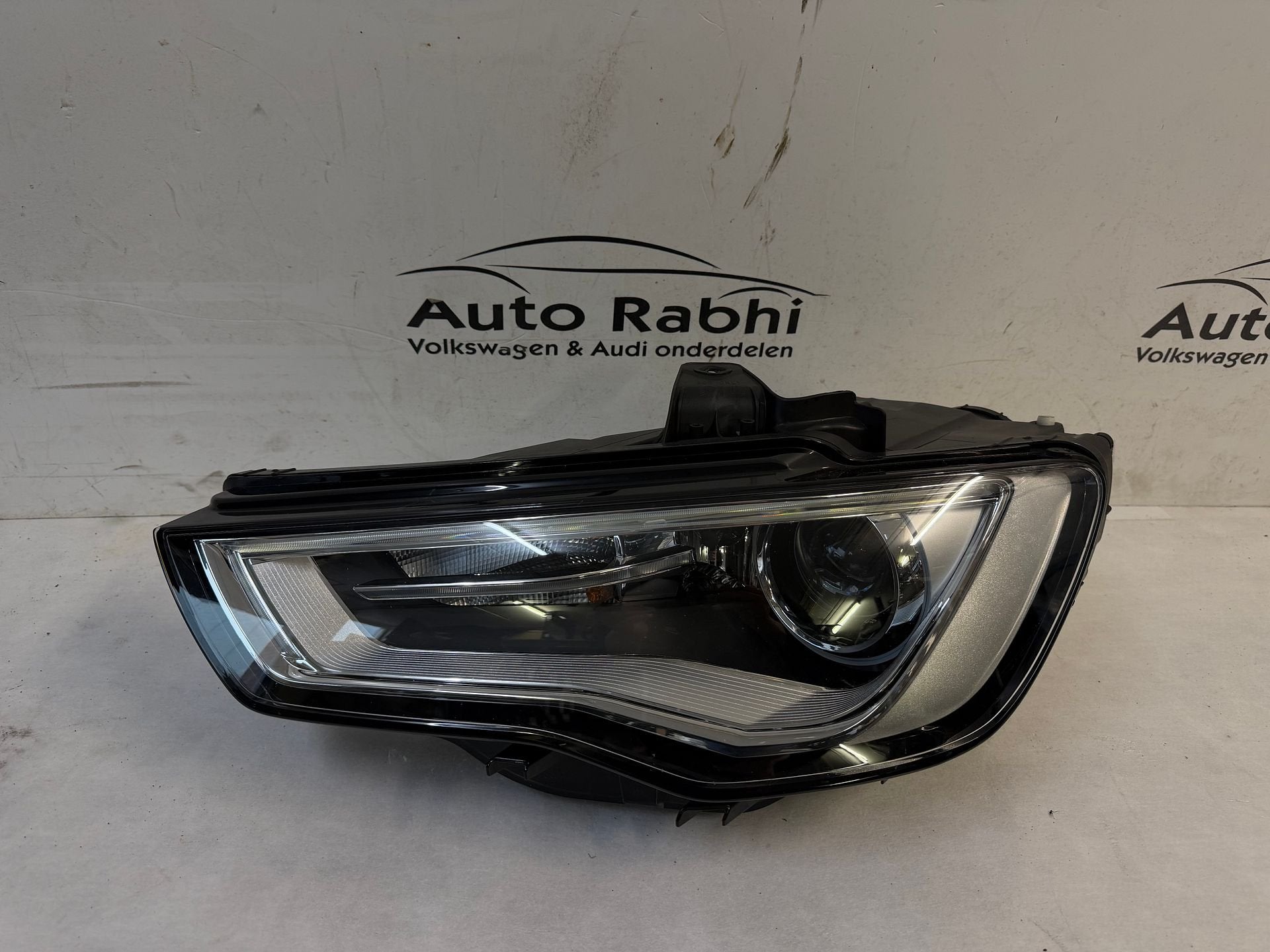Audi A3 8V koplamp links 8V0941753B Xenon Led, Gebruikt, -, -, Ophalen of Verzenden