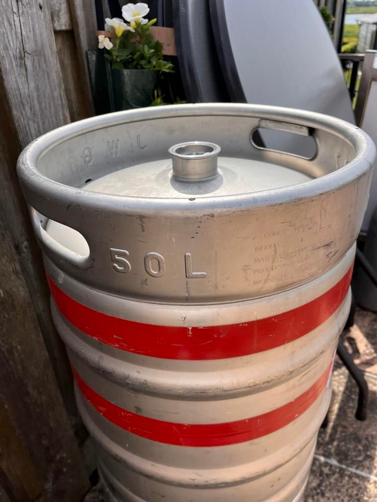 Fust van 50 liter Aro bier (35 liter over), Ophalen, Zo goed als nieuw
