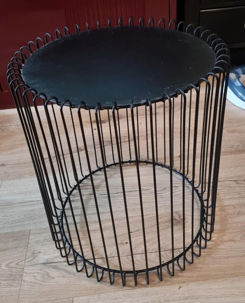 Bijzettafel/mand metaal, Ophalen