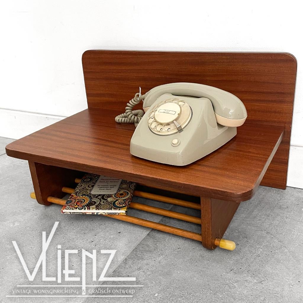 Vintage, midcentury wandrek, telefoonkastje, schap, Verzamelen, Retro, Huis en Inrichting, Ophalen of Verzenden