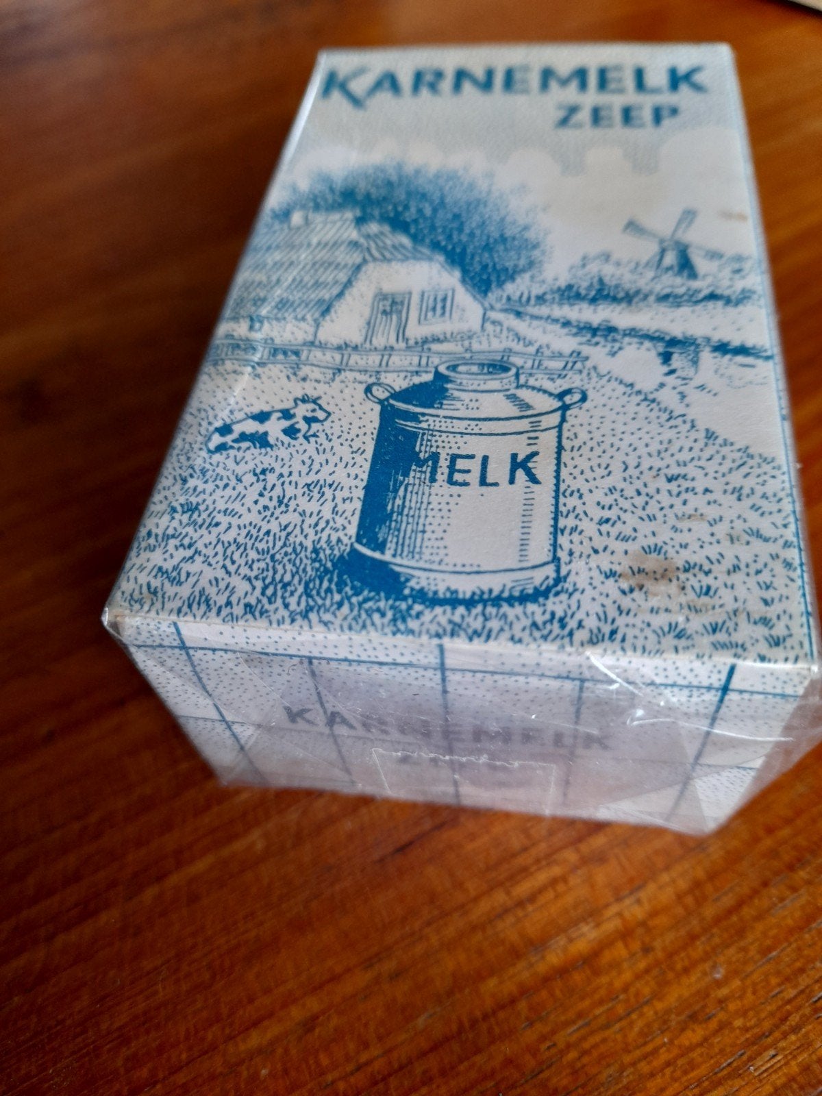 Oud stuk Karnemelk zeep, Ophalen of Verzenden