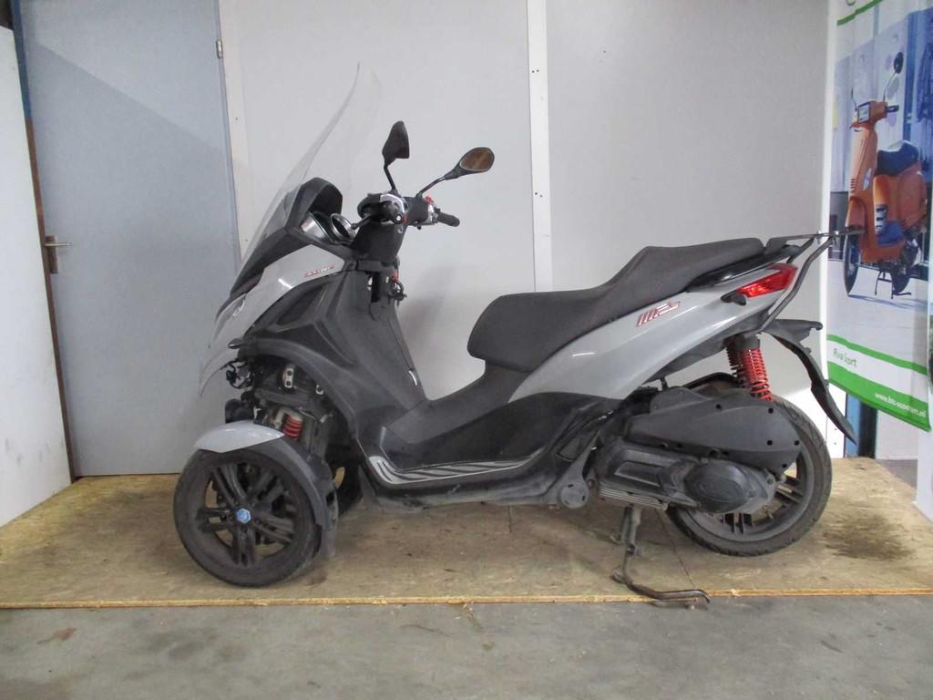 Piaggio MP3 - Motorscooter (driewieler) - 300 hpe sport ABS/, Bedrijf, Overig