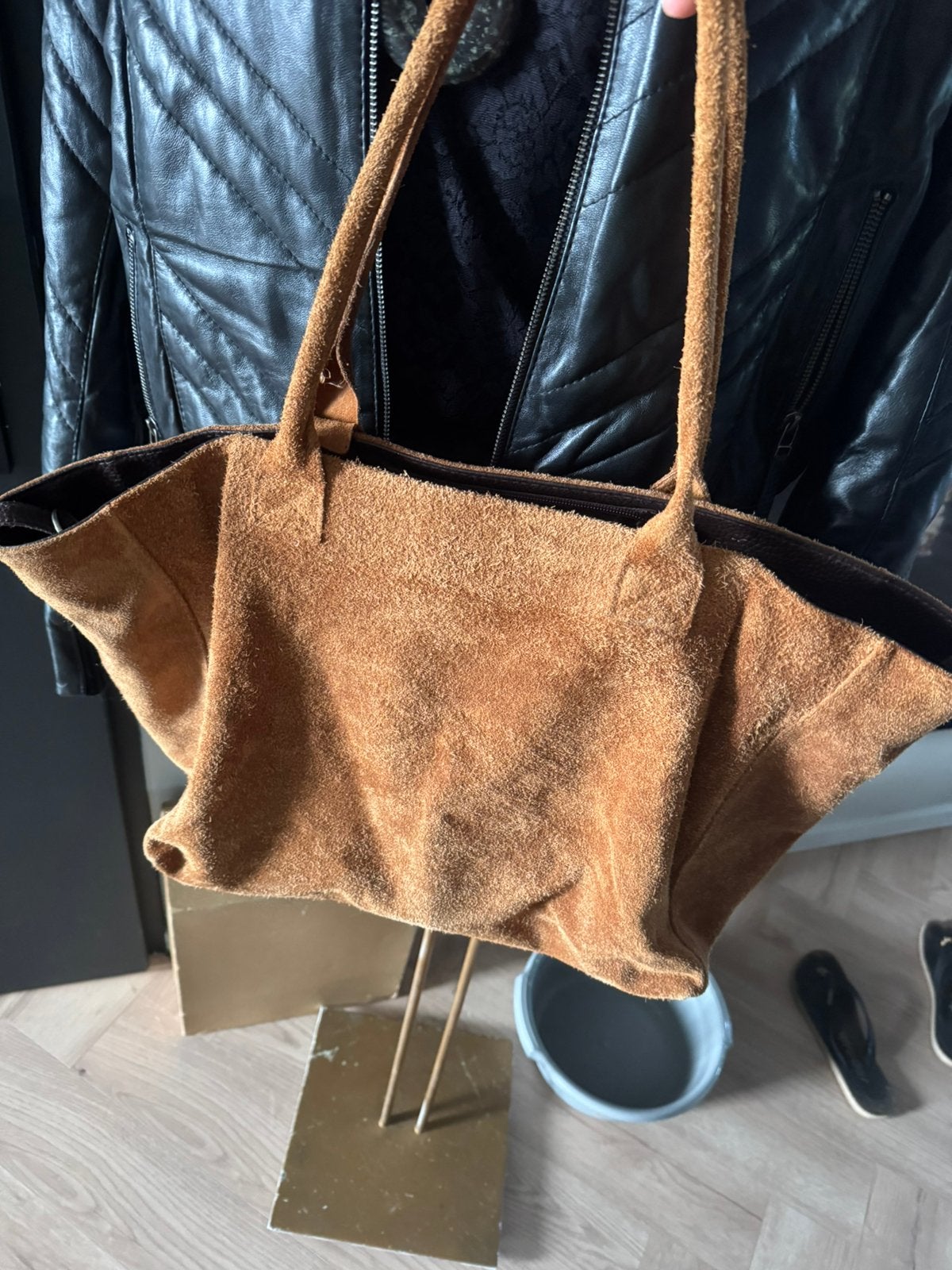 suede tas, Ophalen of Verzenden, Zo goed als nieuw, Overige typen