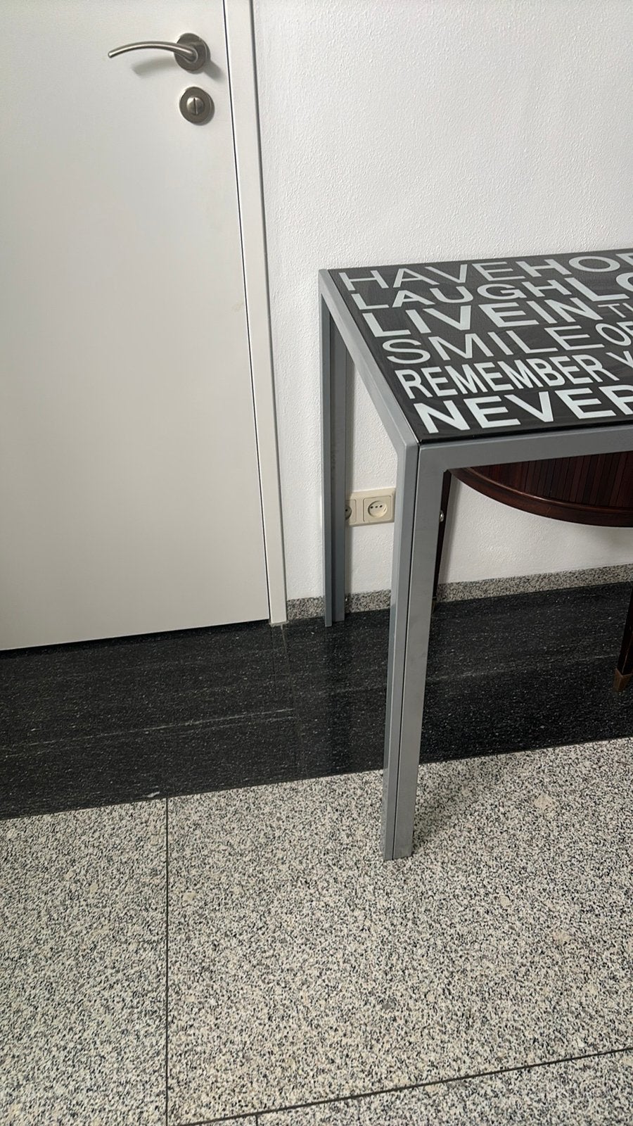 Tafel/sidetafel, Ophalen, 50 tot 100 cm, Zo goed als nieuw, Glas
