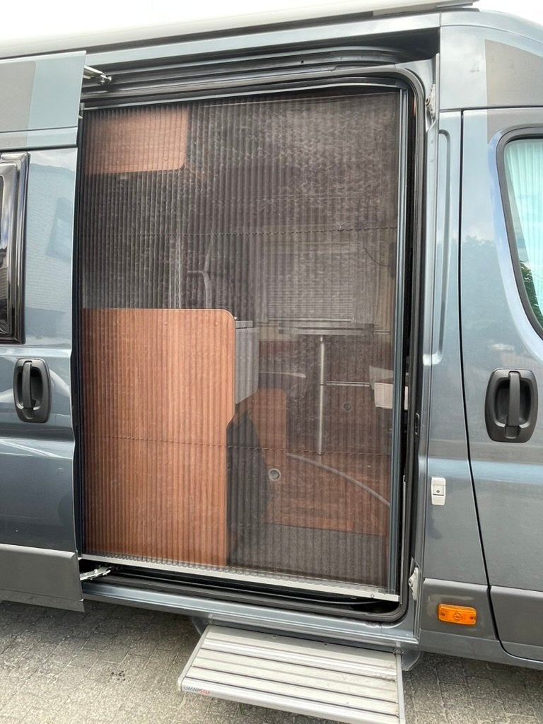 Foto 24 van Te koop Buscamper Globecar Campscout van eerste eigenaar