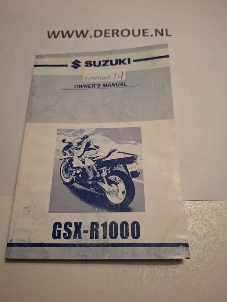 217 0WNERS MANUAL SUZUKI GSX R1000 2001-2002 USED, Motoren, Handleidingen en Instructieboekjes, Suzuki, Ophalen of Verzenden