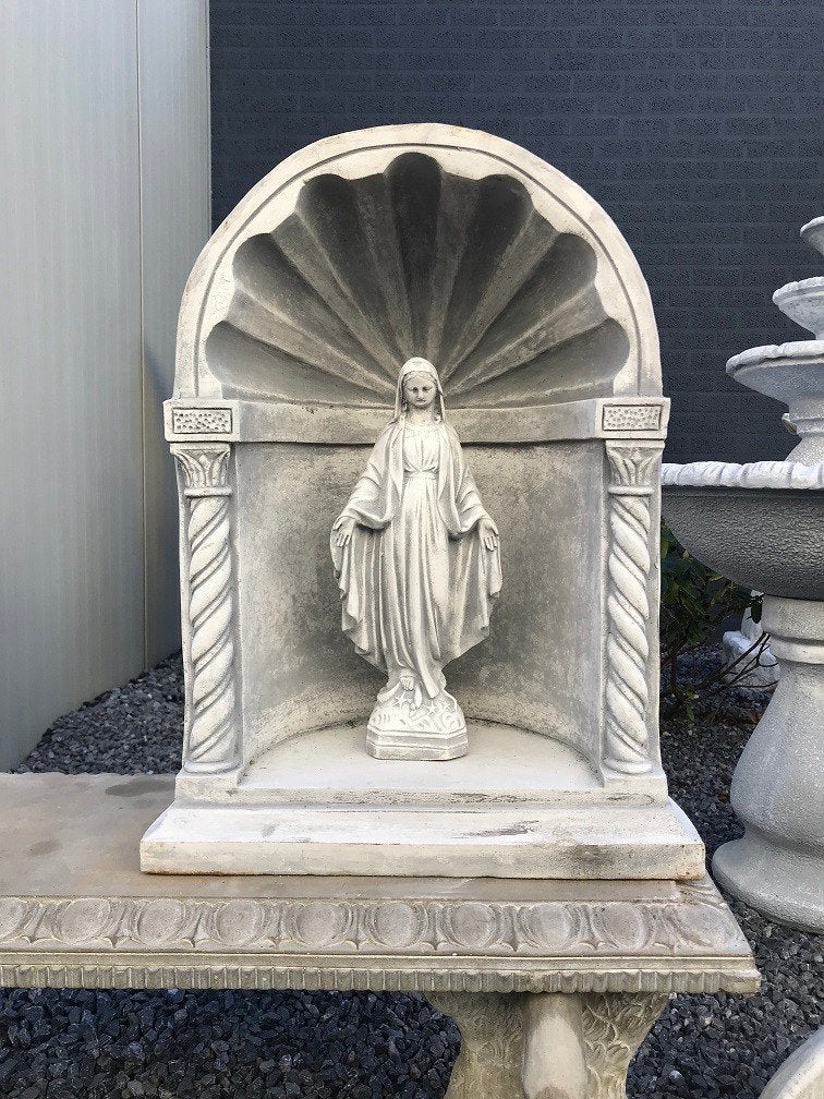 Beeld Maria in een kapel, om te bidden, Mariakapel, Steen, ., Nieuw, Ophalen of Verzenden