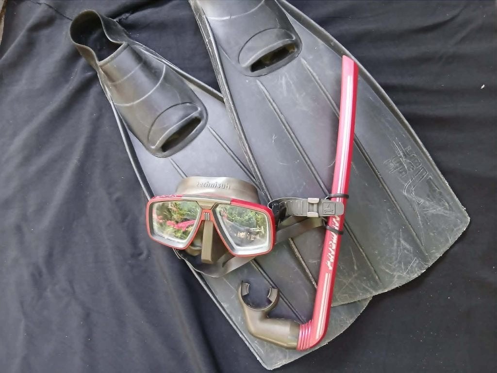 snorkel en flippers en duikbril, Ophalen, Gebruikt, Snorkelset