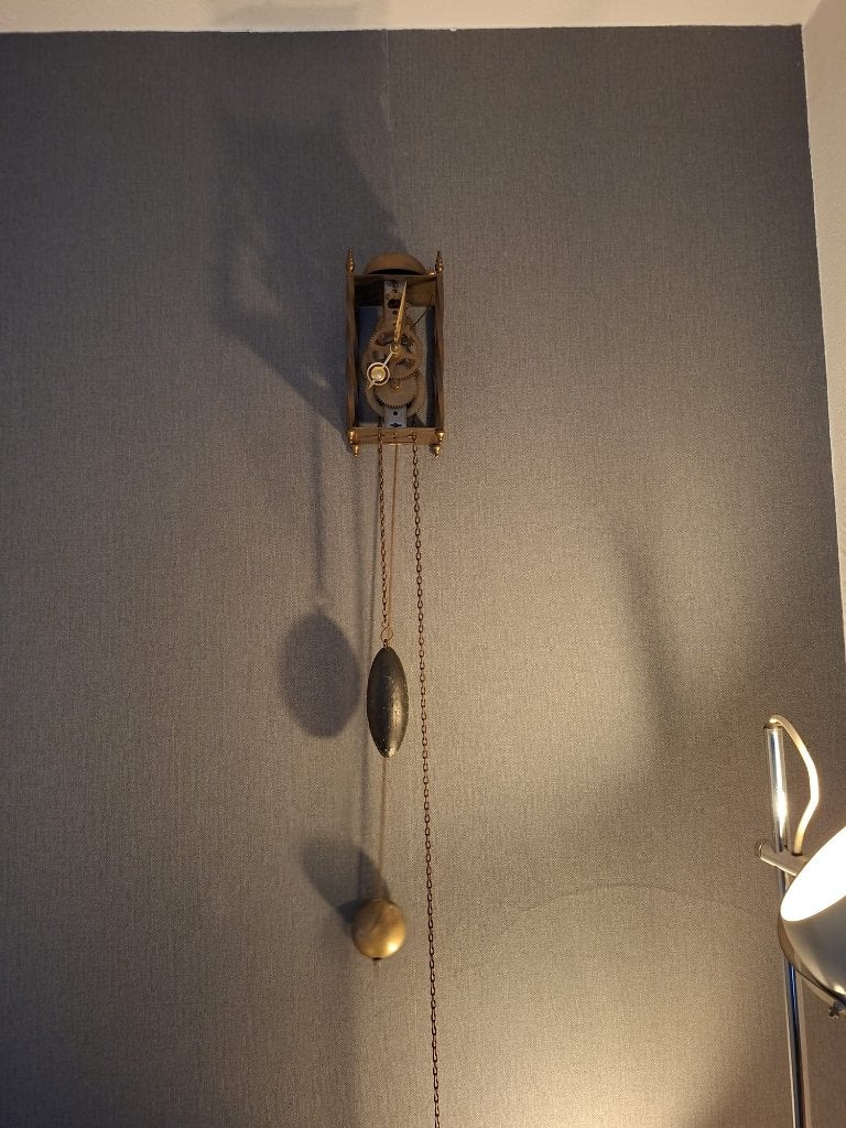 Vintage skelet klok, Ophalen