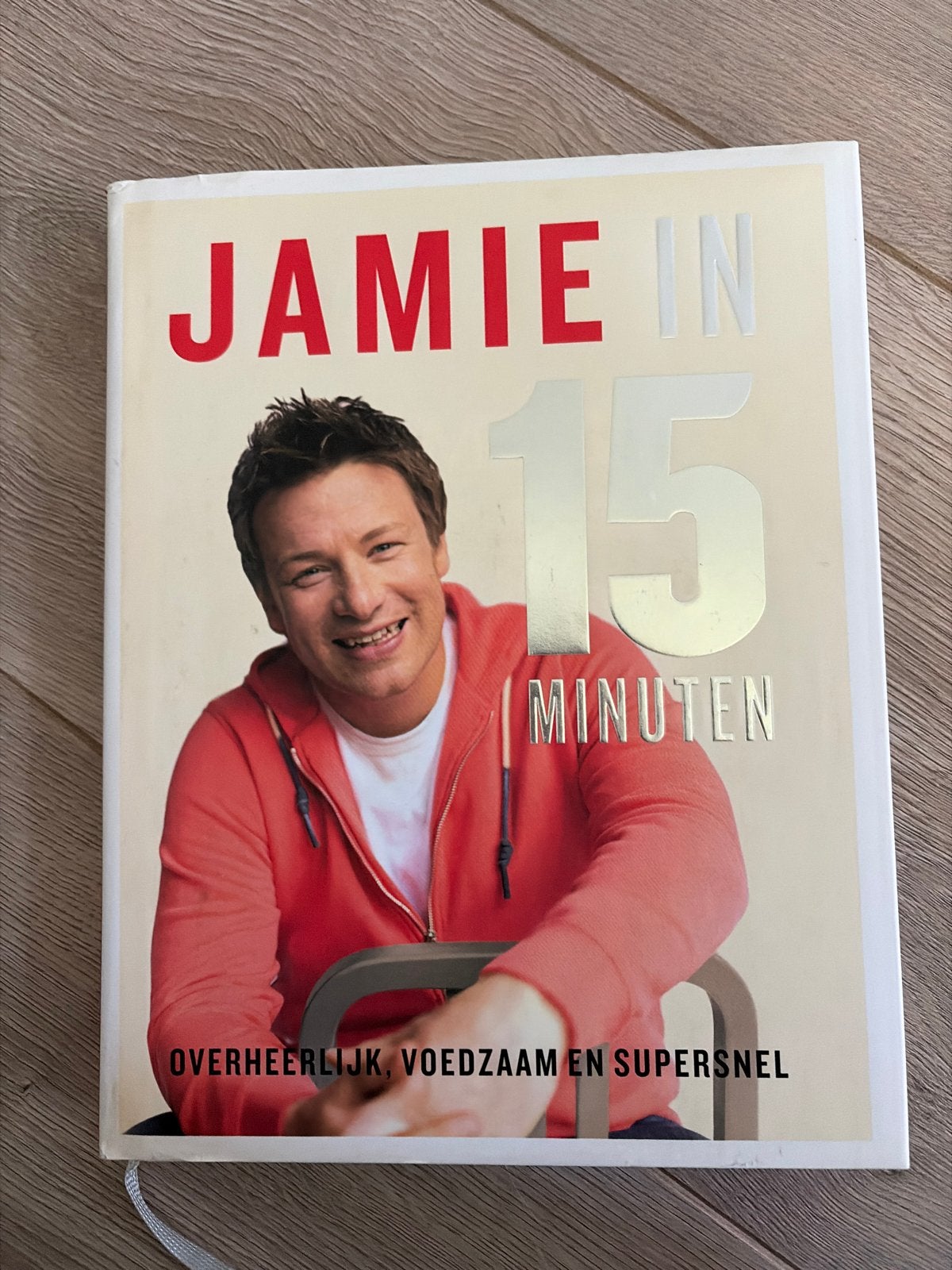 Jamie in 15 Minuten - Overheerlijk, voedzaam en supersnel, Boeken, Ophalen of Verzenden, Zo goed als nieuw, Hoofdgerechten, Gezond koken