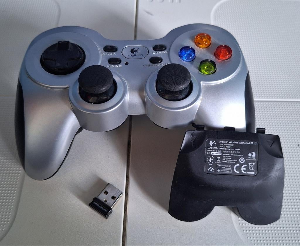 Logitech Wireless Gamepad F710 - Draadloze Controller, Spelcomputers en Games, Games | Overige, Gebruikt, Ophalen