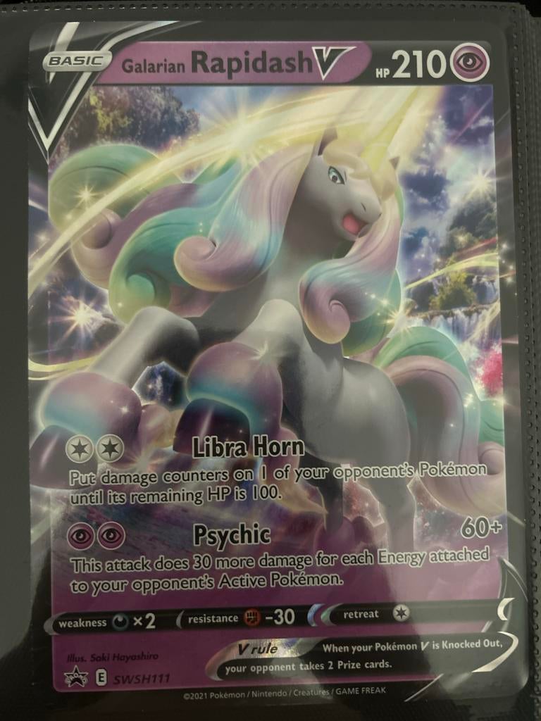 Galarian Rapidash V SWSH111 Oversized Pokémon Kaart, Ophalen of Verzenden, Zo goed als nieuw