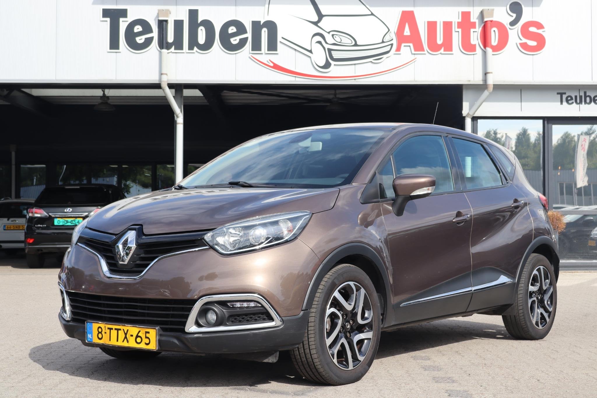 Renault Captur 1.2 TCe Dynamique | Automaat | Trekhaak | Cam, Stof, Euro 6, 4 cilinders, Bruin