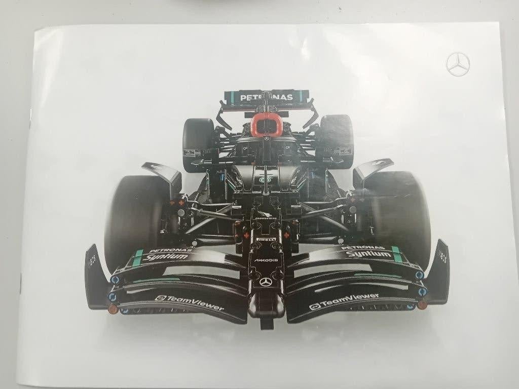 Bouwpakket Mercedes  Race-auto 1:8, Auto, Groter dan 1:32, Zo goed als nieuw, Ophalen