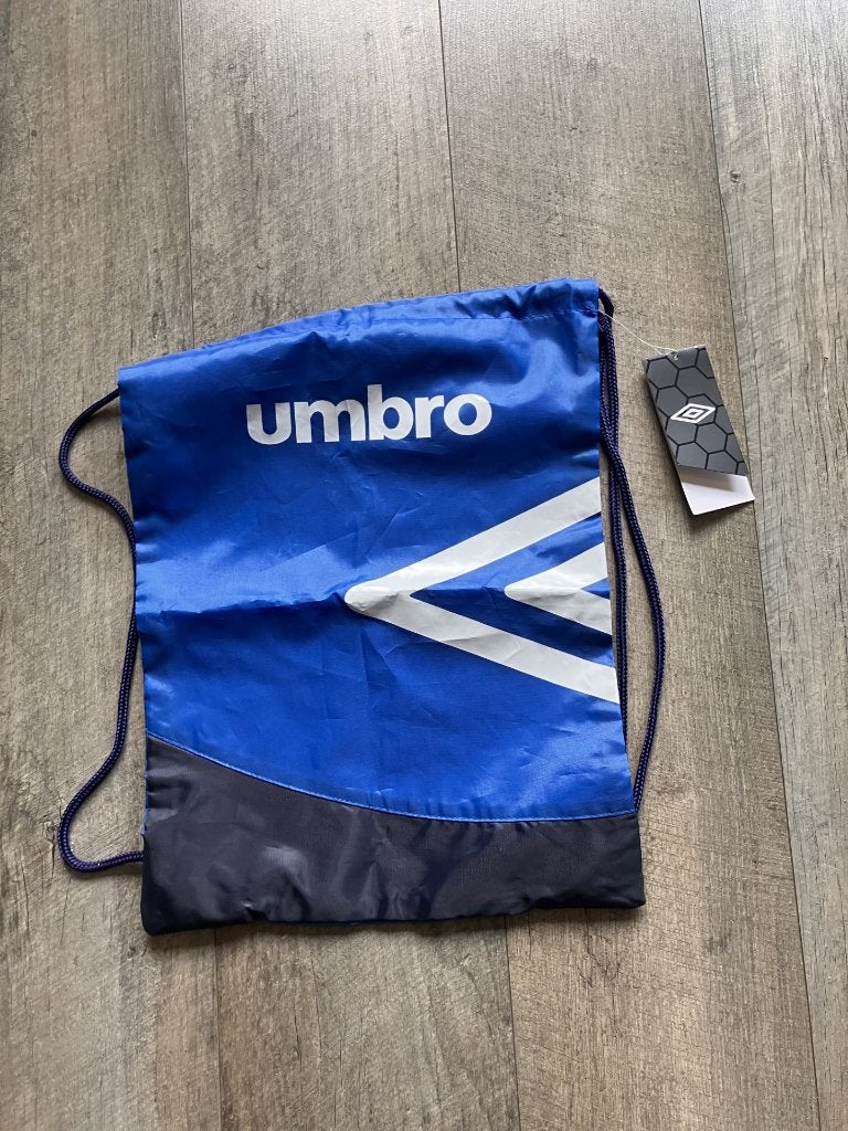 Umbro rugzak (32 x 42 cm), Overige merken, 25 tot 40 cm, Nieuw, Ophalen of Verzenden