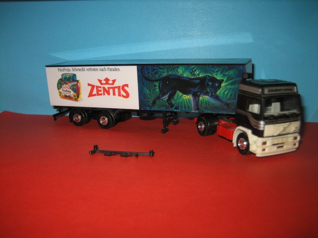 Zentis - Jam  VOLVO F-12  met oplegger  Herpa, Ophalen of Verzenden, Nieuw, Bus of Vrachtwagen, Herpa