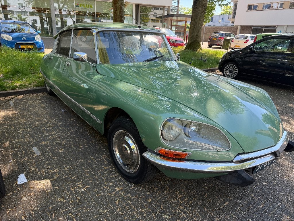 Citroën DS23 1974 in nette staat kleur groen half automaat, Ophalen