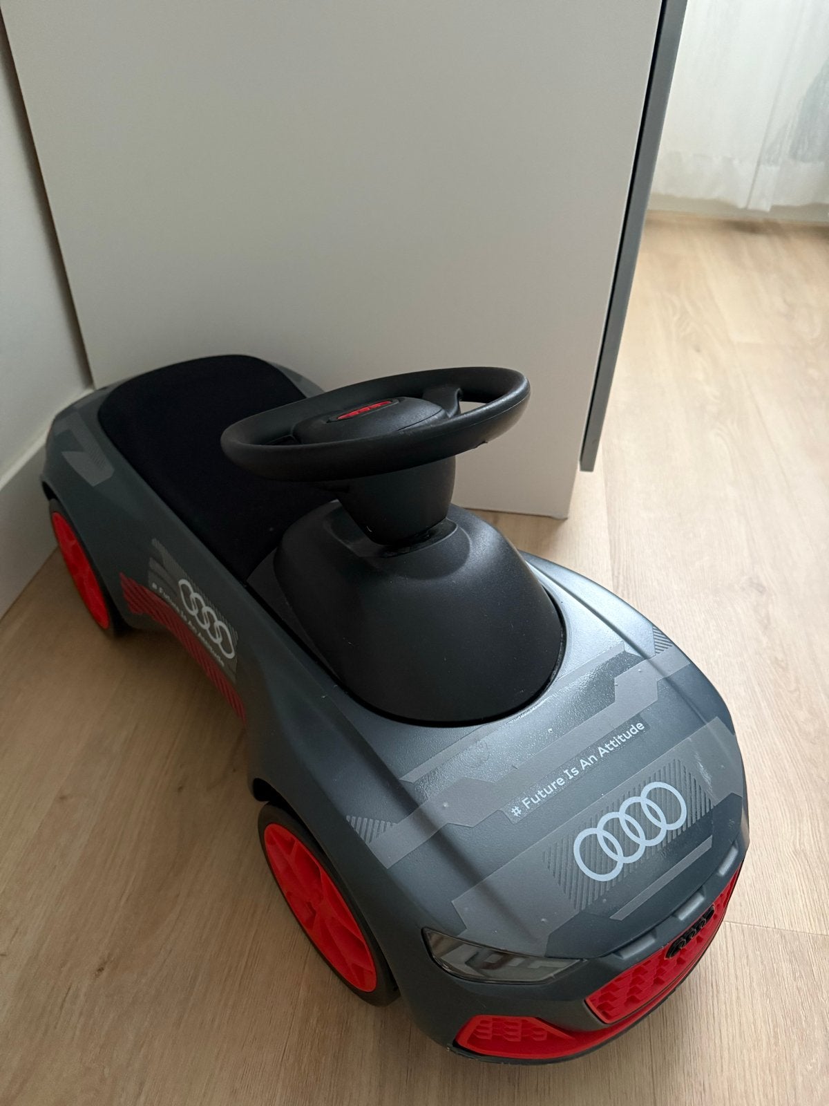Audi Loopauto - Zo goed als nieuw, Kinderen en Baby's, Ophalen, Zo goed als nieuw, Loopvoertuig