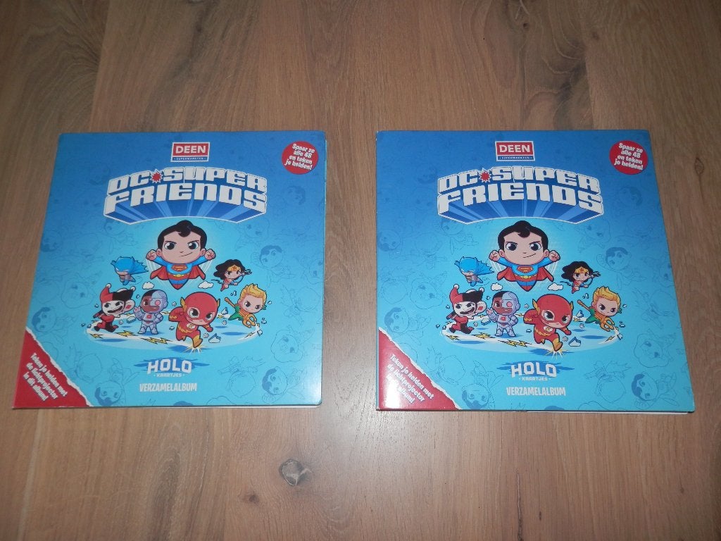 DC Super Friends Holo kaartjes in verzamelalbum, Verzamelen, Supermarktacties, Deen, Ophalen of Verzenden