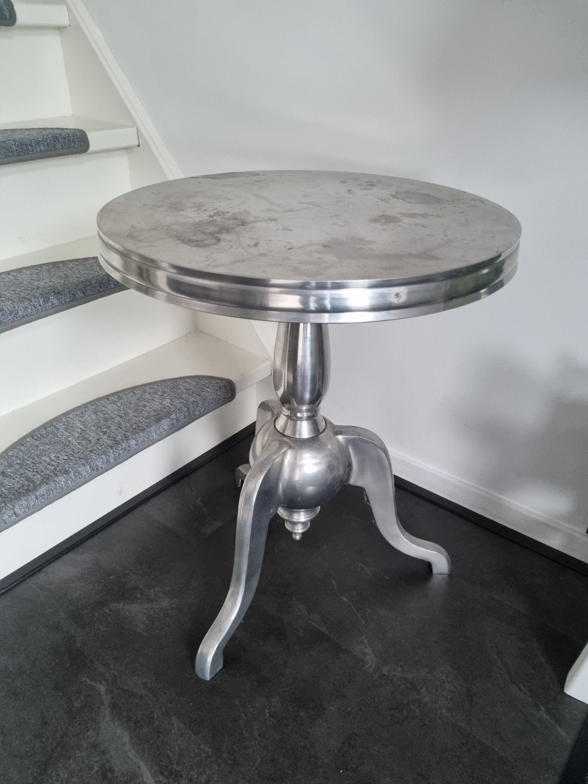 Zilveren tafel, Huis en Inrichting, Tafels | Bijzettafels, Ophalen of Verzenden, Rond, Minder dan 55 cm, 45 tot 60 cm