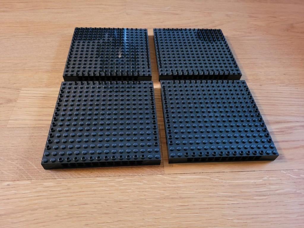 Partij N699=4x Nieuwe dikke Lego platen zwart 16x16