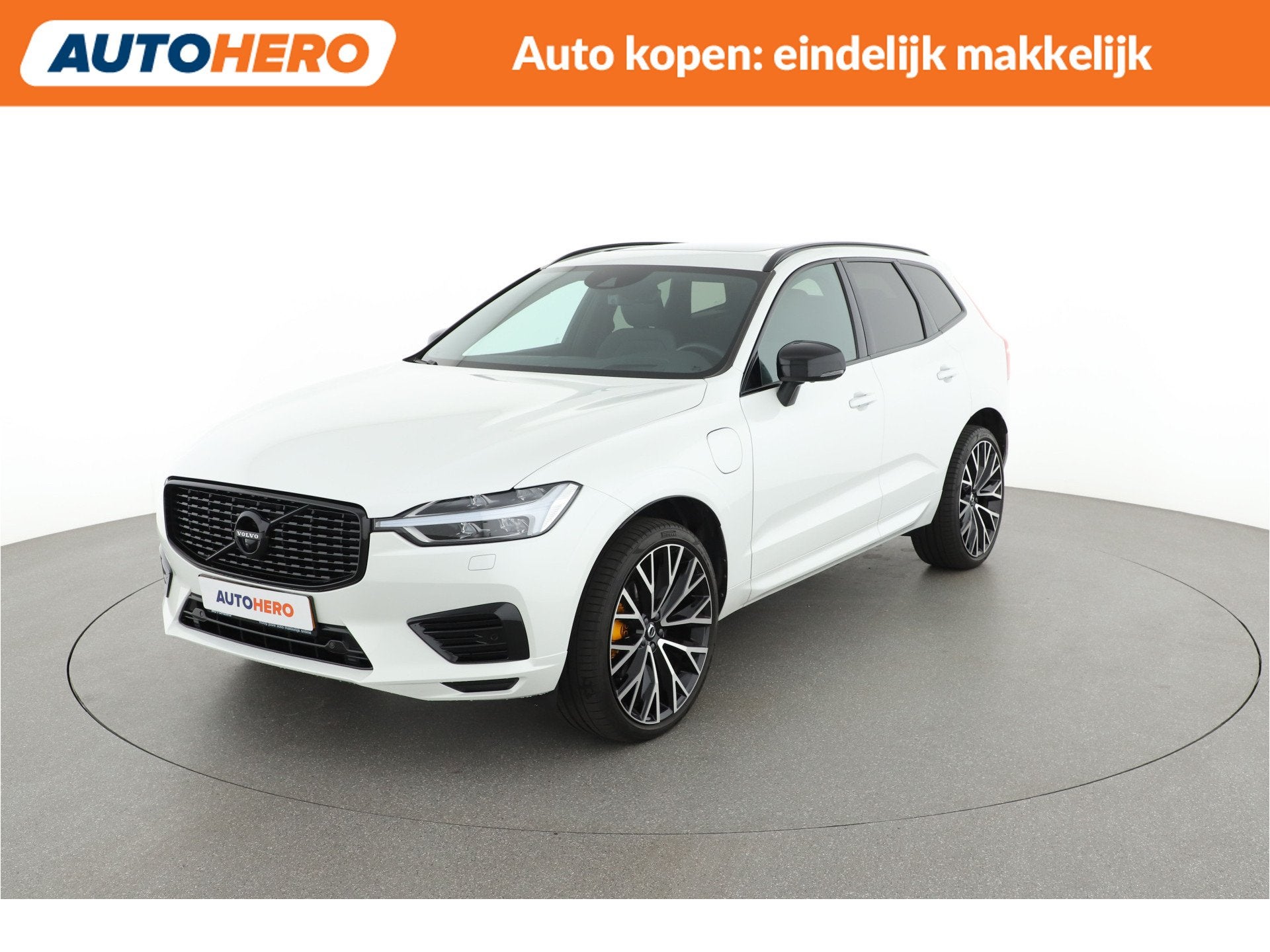Volvo XC60 2.0 Recharge T6 AWD Inscription | EZ32276 |, Auto's, Automaat, Gebruikt, 138 €/maand, Leder en Stof