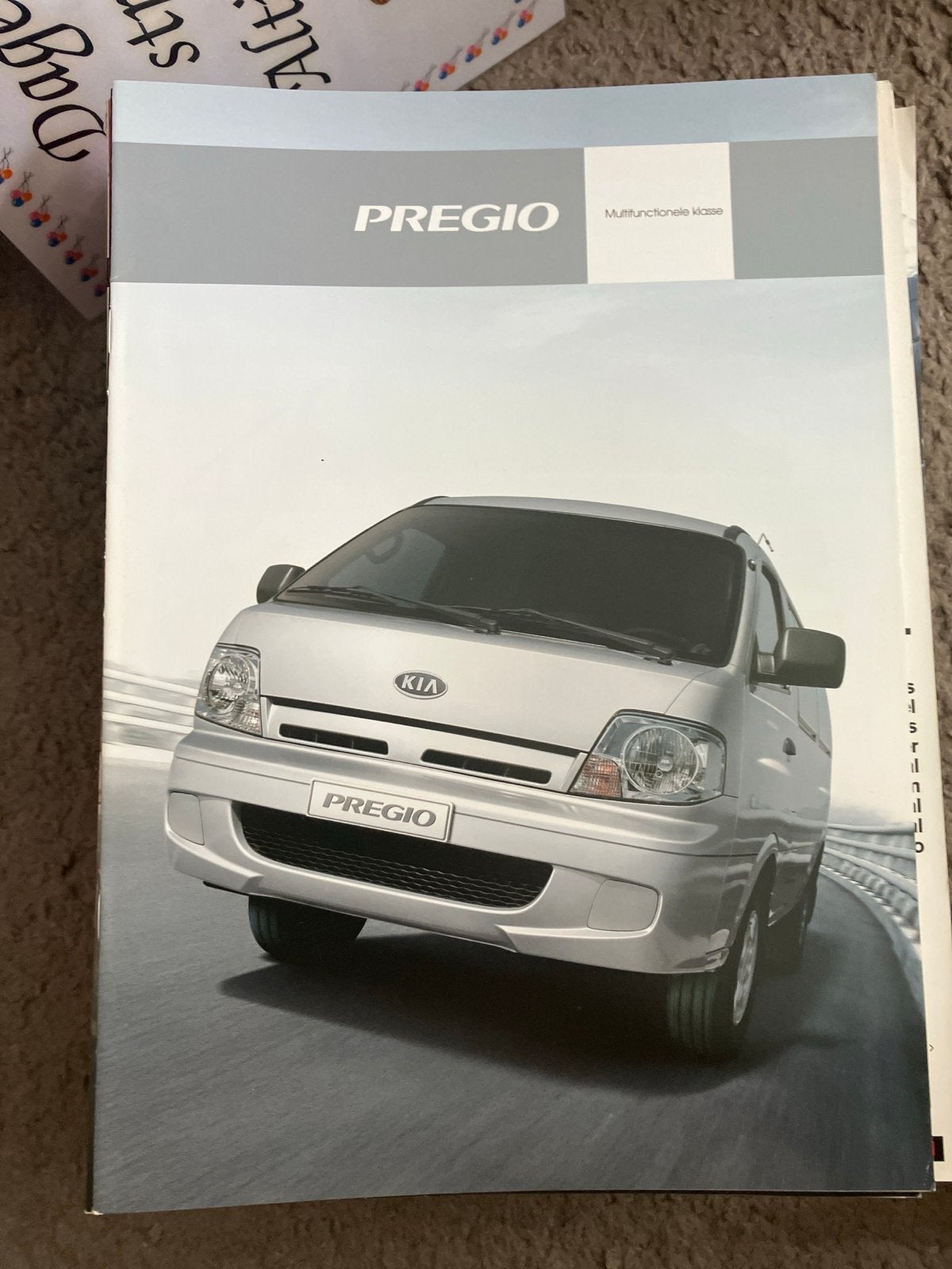 Kia Pregio Brochure - Multifunctionele Klasse, Ophalen of Verzenden, Gelezen, Overige merken