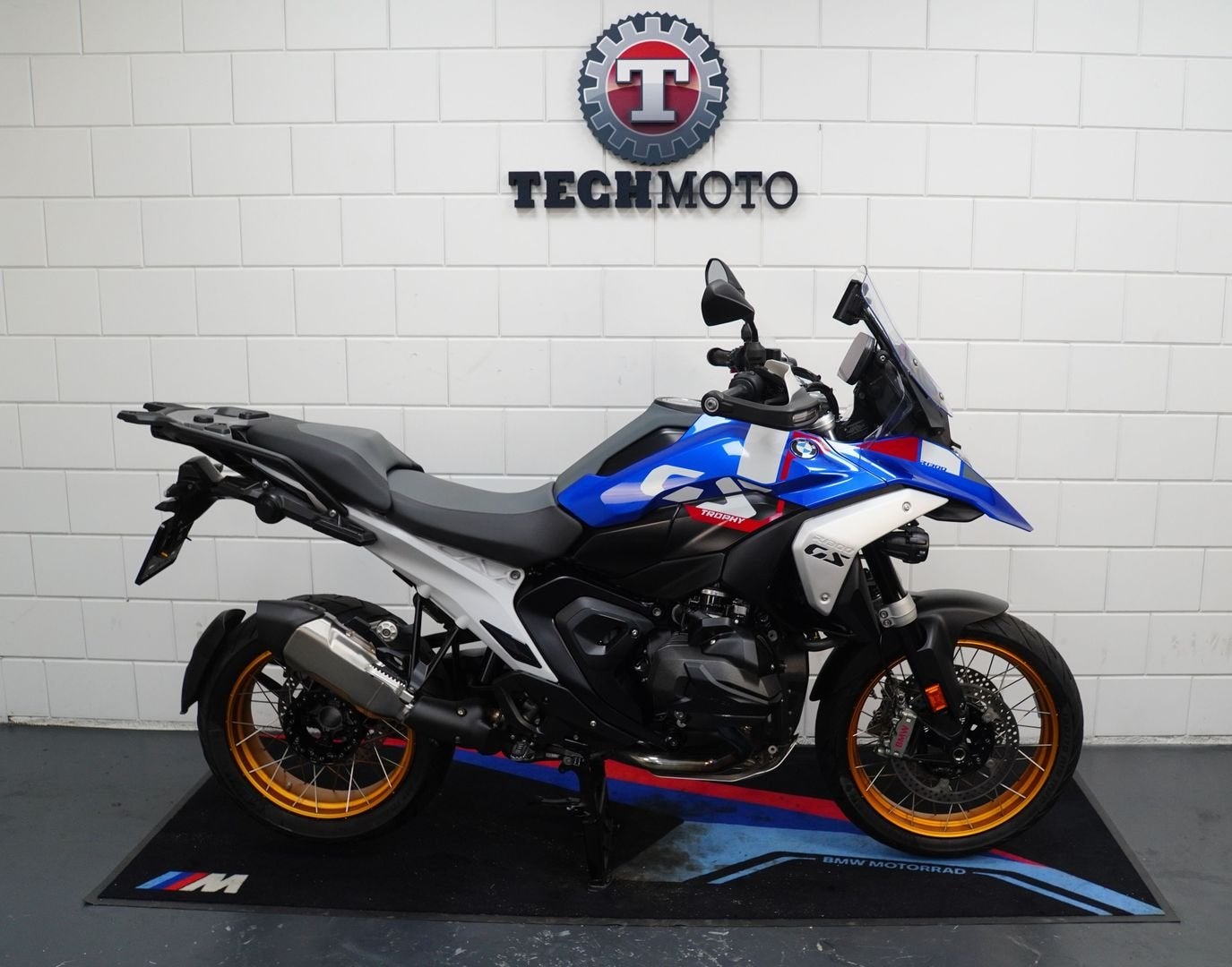 BMW R 1300 GS R1300GS TROPHY 2025 Rijhoogte DSA Verstralers, 2 cilinders, Bedrijf, Onbekend, Meer dan 35 kW