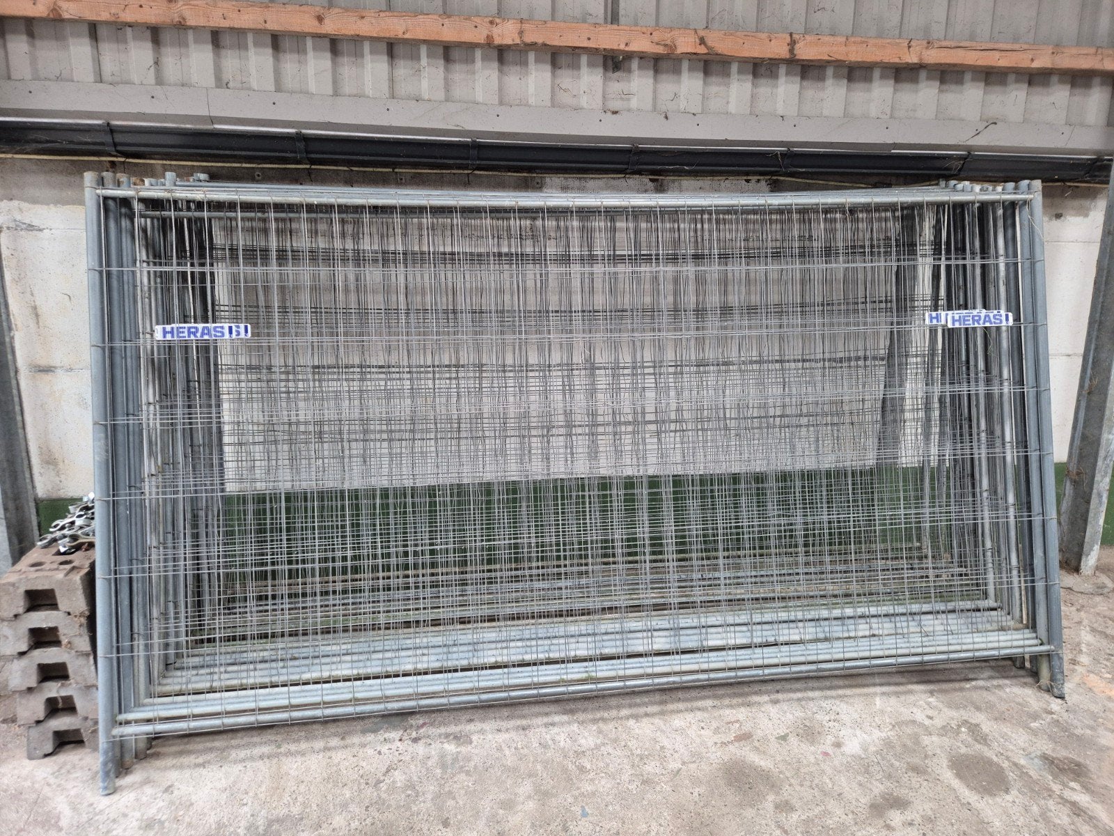 20 stuks bouwhek Heras, voeten en klemmen, Ophalen of Verzenden, Gebruikt, Overige typen, 2 tot 5 meter