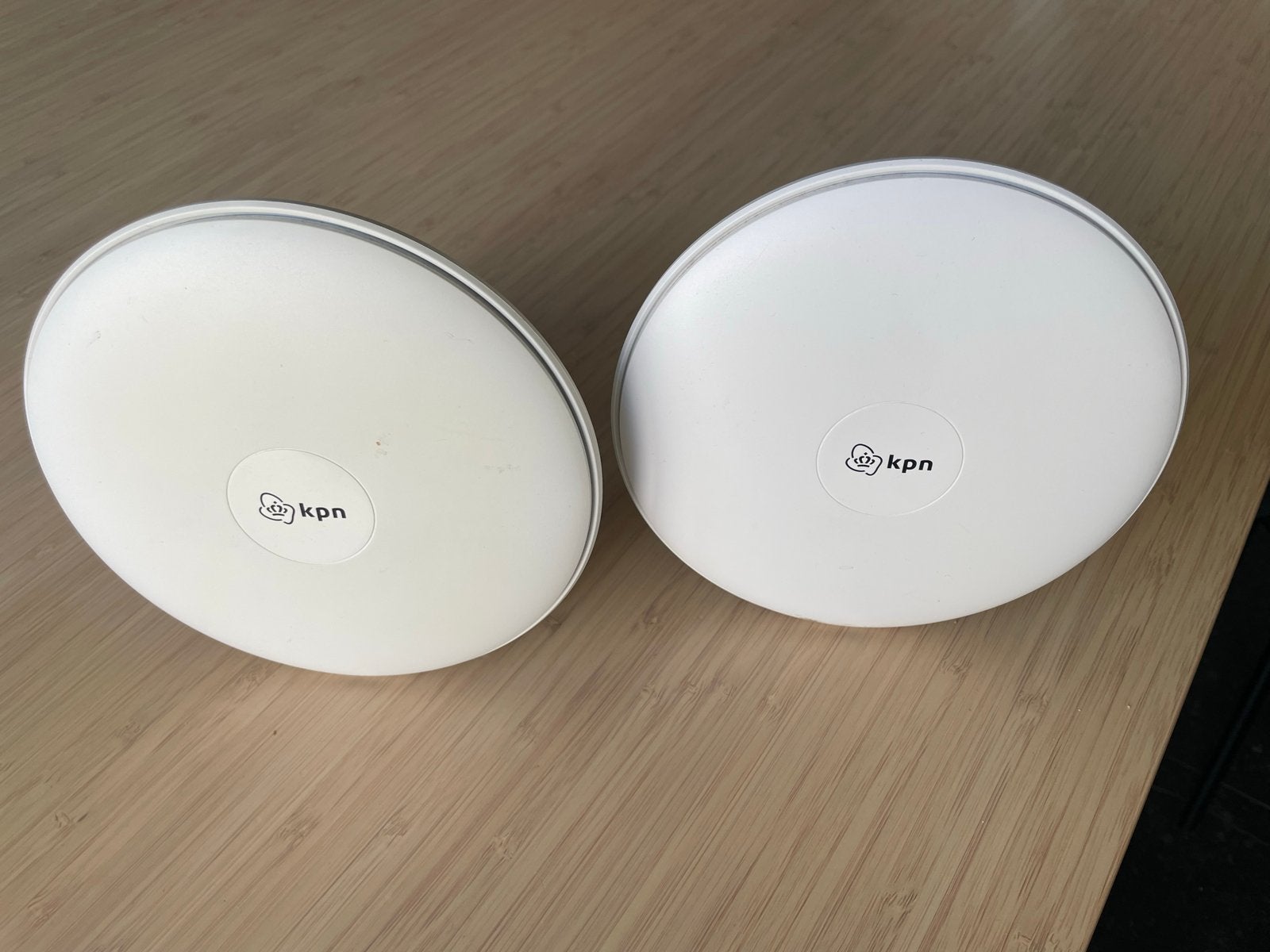 KPN SuperWifi Punten - Set van 2, Computers en Software, WiFi-versterkers, Ophalen of Verzenden, Gebruikt