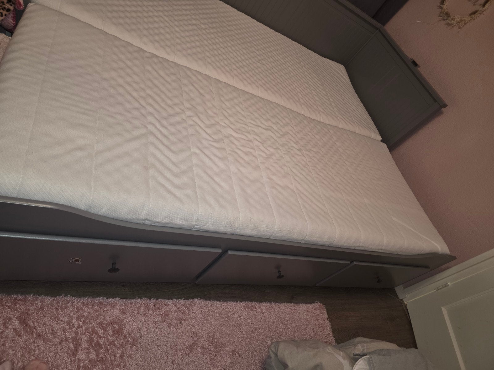 ikea hemnes bed grijs, Ophalen, Tweepersoons, Zo goed als nieuw, 200 cm