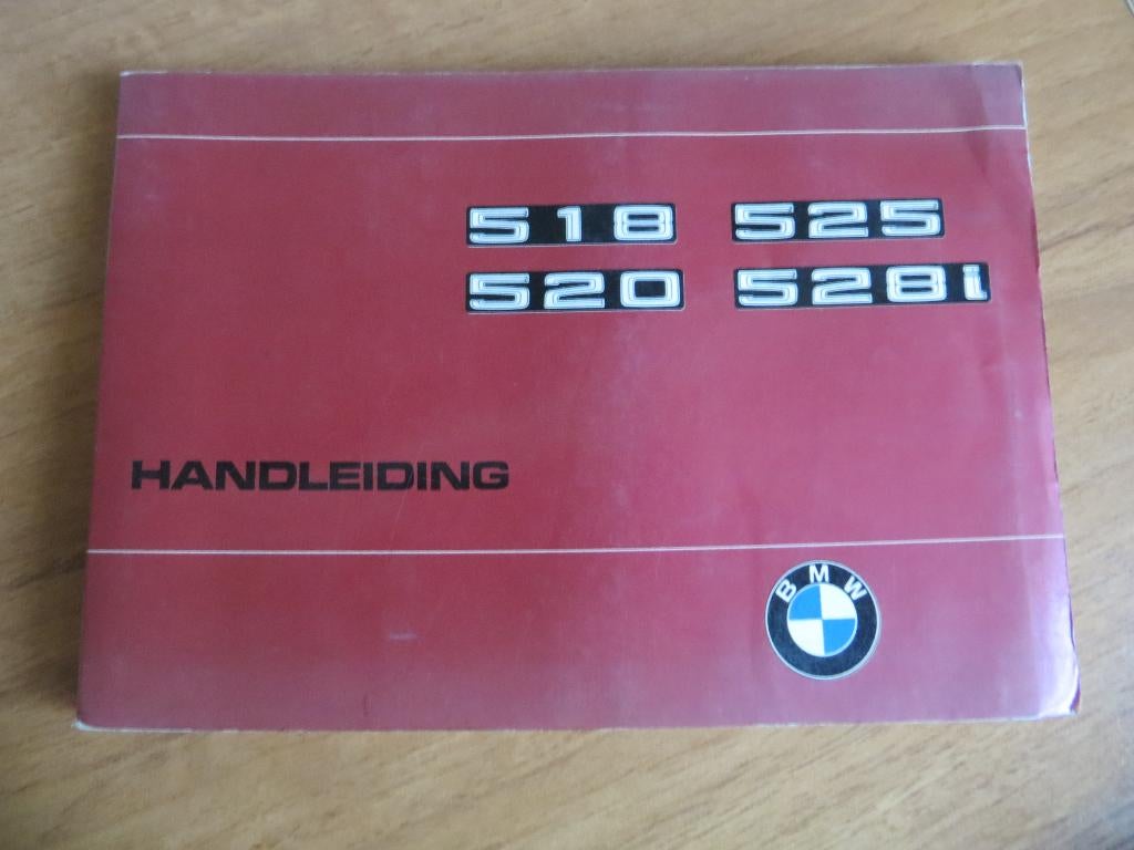 Instructieboek BMW  5-serie E12 1977 BMW 518 520 525 528i, Ophalen of Verzenden