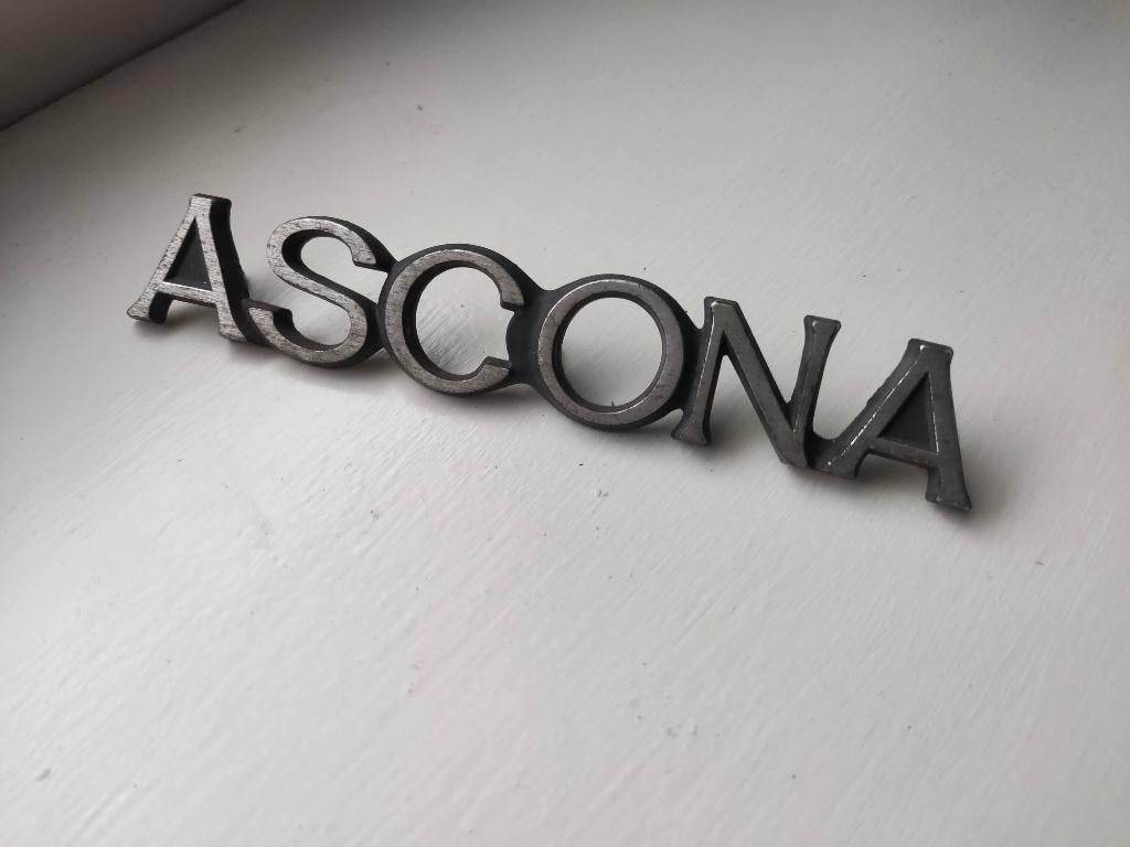 Opel Ascona embleem logo, Ophalen of Verzenden