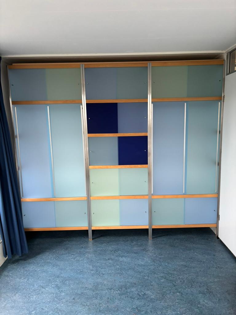 Kledingkast, Huis en Inrichting, Kasten | Kledingkasten, Ophalen, Met deur(en), Gebruikt, 200 cm of meer