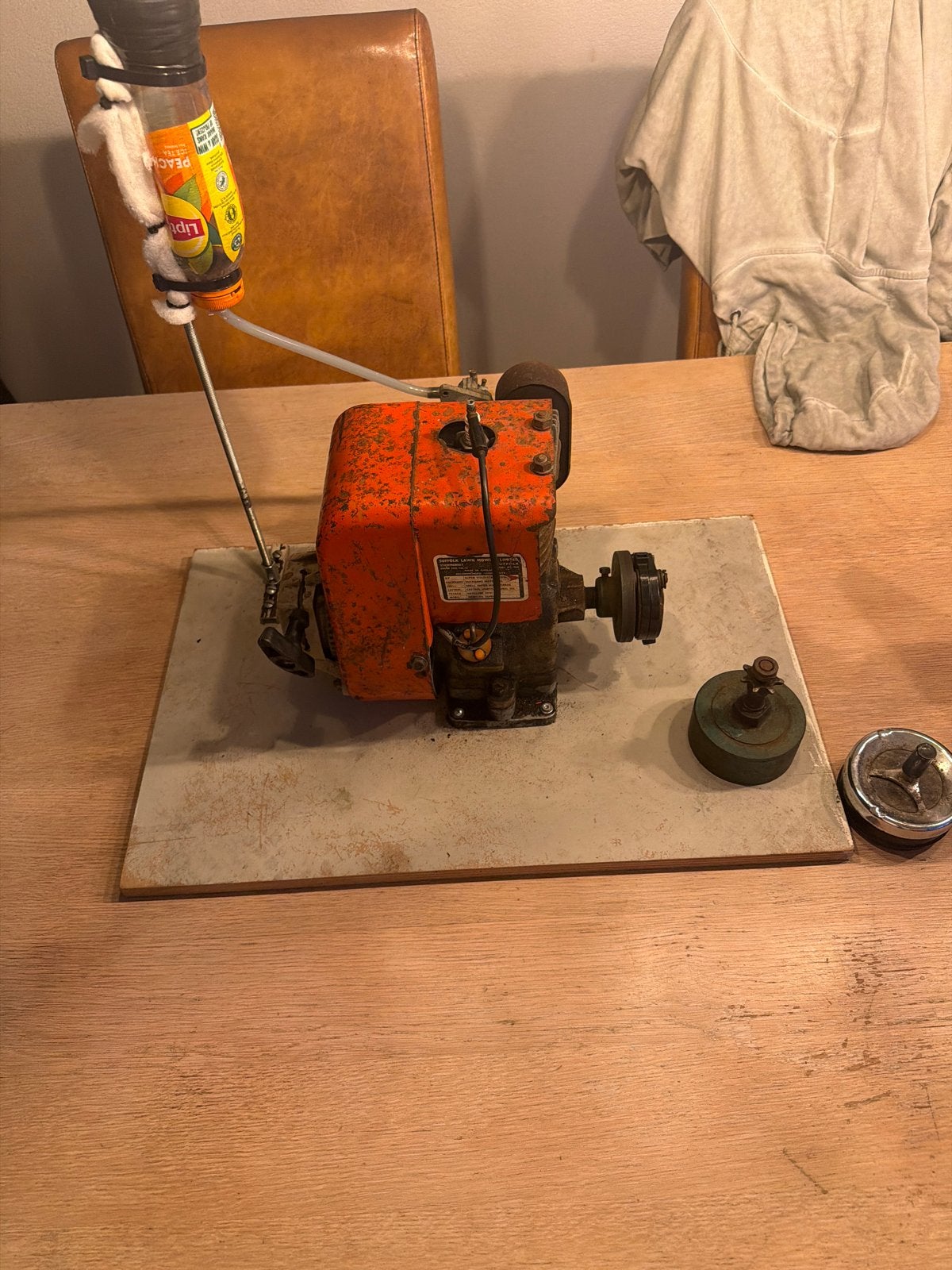 Startende motor - Suffolk Lawn Mowers Limited, Ophalen of Verzenden, Gebruikt, Benzinemotor, Minder dan 1400 rpm
