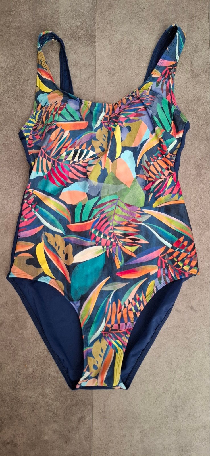 Femilet badpak met voorgevormde cups en kleurrijke print, Meerkleurig, Nieuw, Badpak, Ophalen of Verzenden