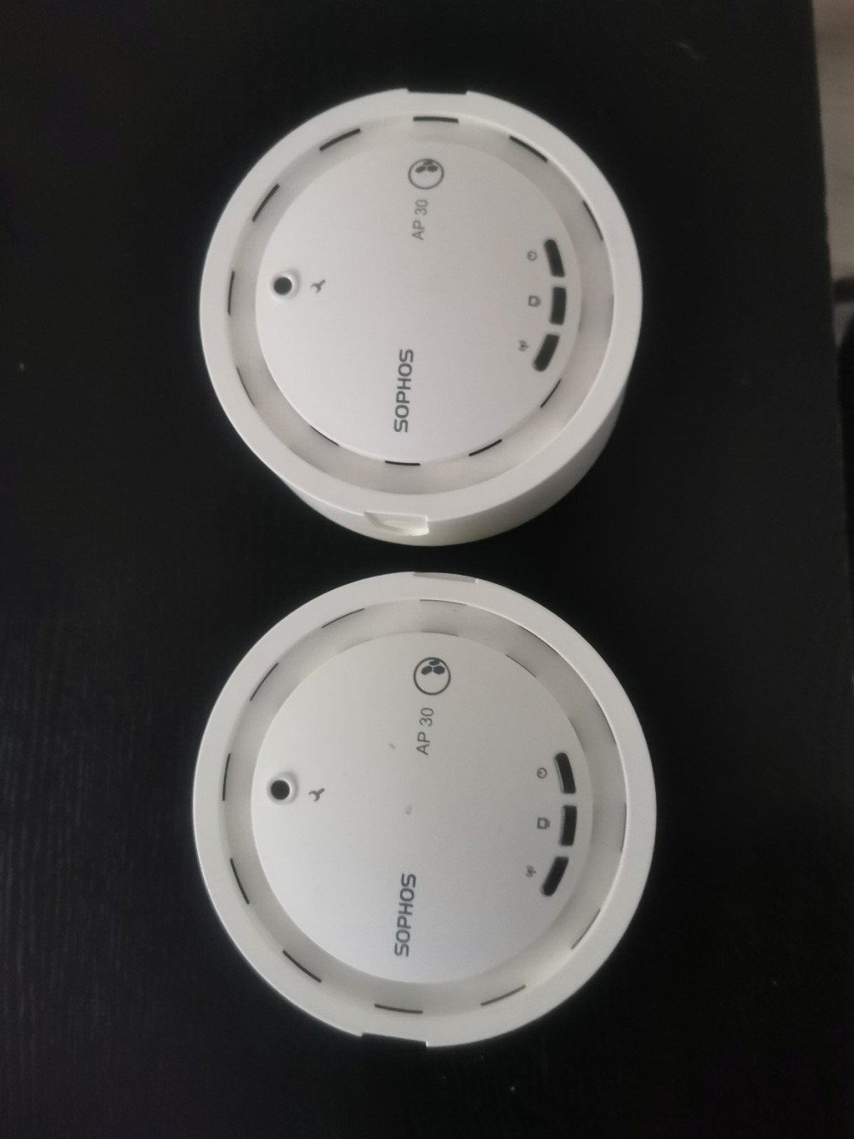 Sophos AP 30 Access Points (2 stuks), Ophalen of Verzenden, Gebruikt, Sophos