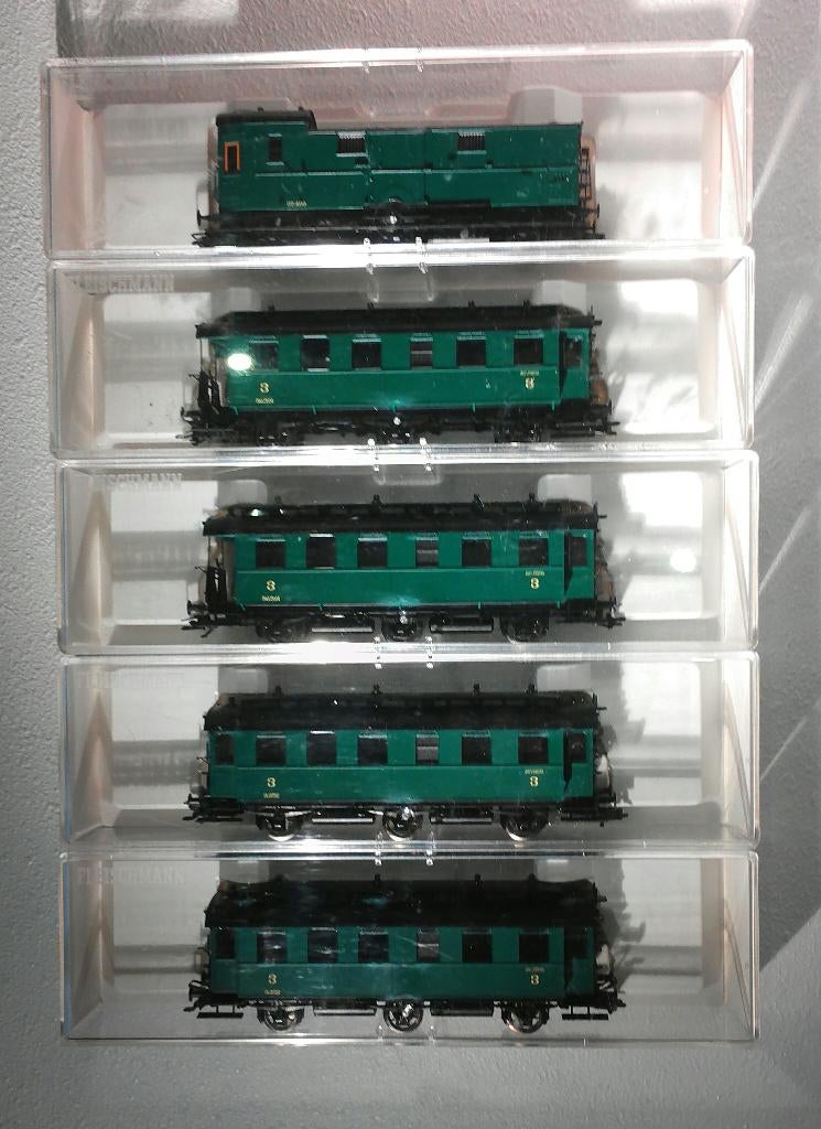 Fleischmann 91 5063 (2x) + 91 5064 (2x) + 93 5069 B K NMBS, Gelijkstroom, Fleischmann, Wagon, Ophalen of Verzenden