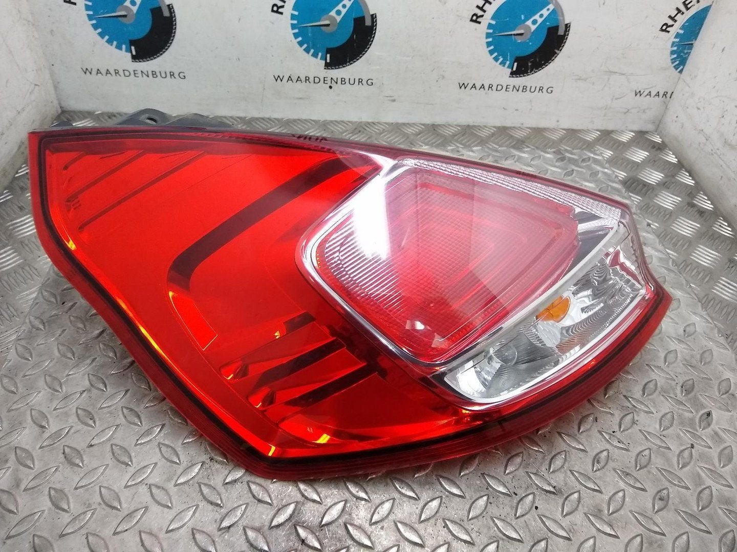 FORD FIESTA Serie 32 ACHTERLICHT L 2014, Ophalen of Verzenden, Gebruikt, Stiba lid