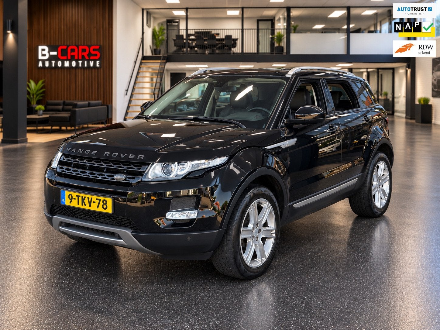 Land Rover Range Rover Evoque 2.0 Si 4WD Prestige Xenon|Leer, Euro 5, 4 cilinders, Zwart, Bedrijf